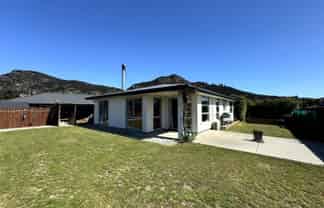 23 Marbleleaf Lane, Albert Town