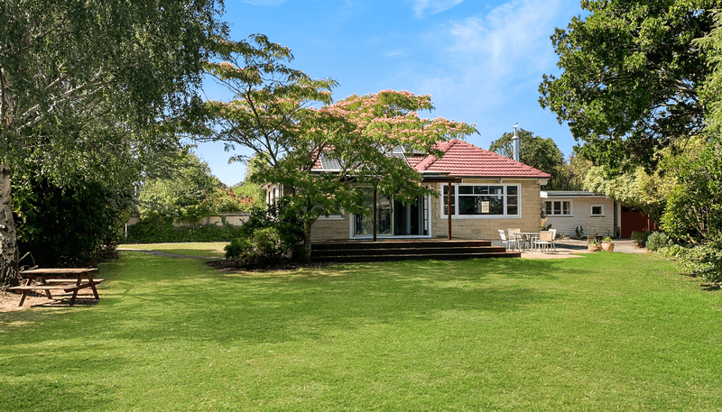 57 Searells Road, Strowan
