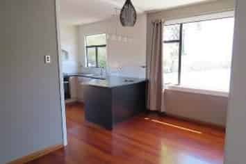 4 Awanui Street, Merrilands