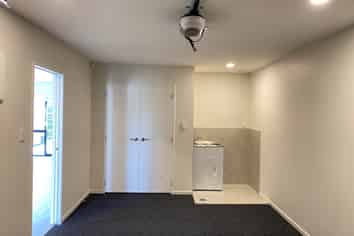 15B Minaret Drive, Bucklands Beach