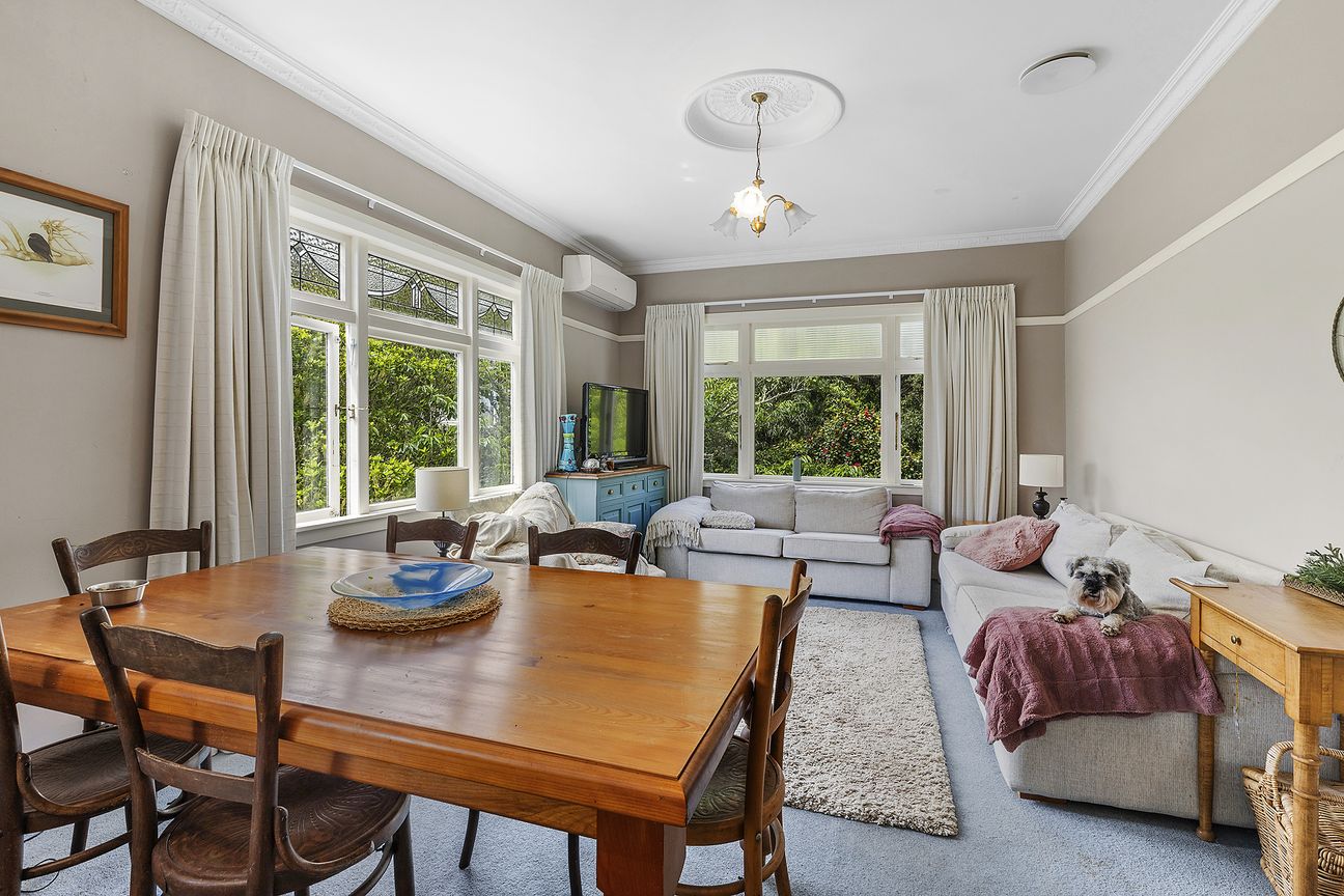 Spacious Grounds with Exceptional Future Potential - Aanzicht 5