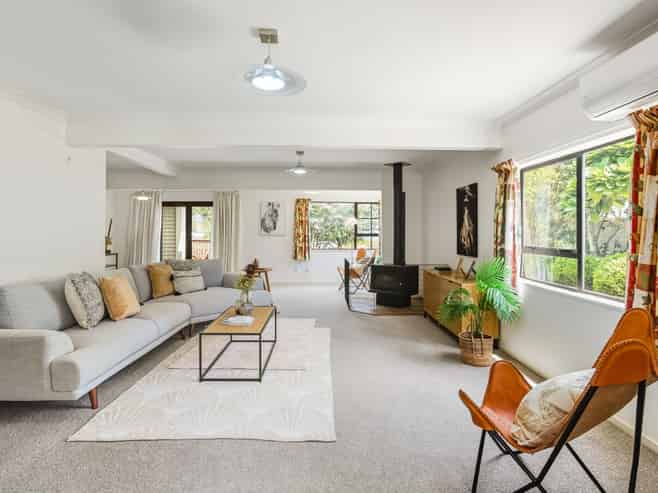 17 Ngapotiki Street, Paraparaumu Beach