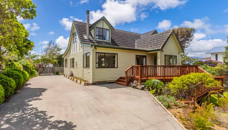 17 Ngapotiki Street, Paraparaumu Beach