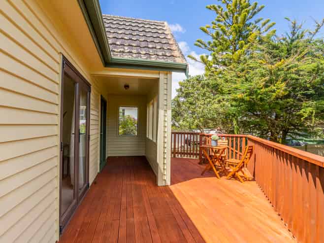 17 Ngapotiki Street, Paraparaumu Beach