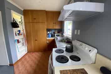 8 Windsor Street, Allenton