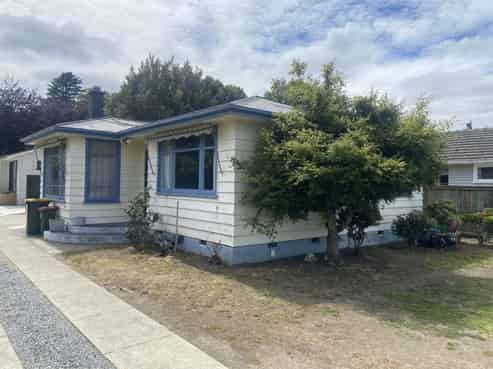 8 Windsor Street, Allenton