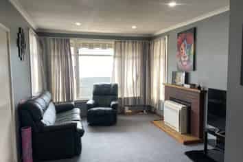 8 Windsor Street, Allenton