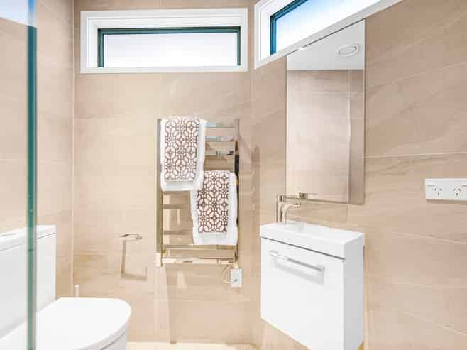 5/108-112 Unsworth Drive, Unsworth Heights