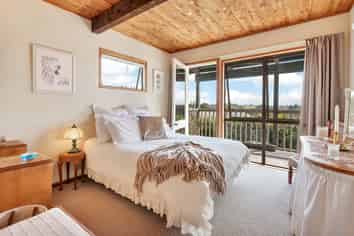 224 Greenhithe Road, Greenhithe