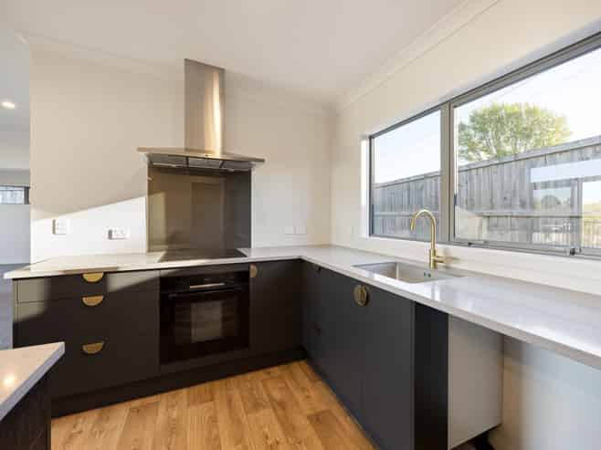 20 Paulette Place, Queenwood