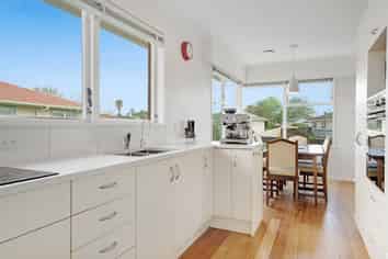 9 Ellison Place, Pakuranga Heights