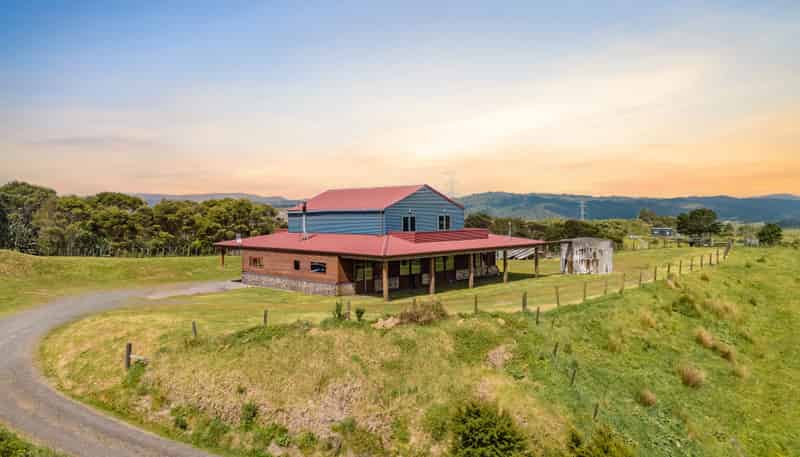 56 Mcgregor Road, Clevedon