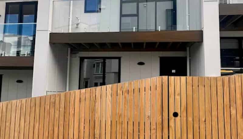 12/32 Karori Crescent, Orakei