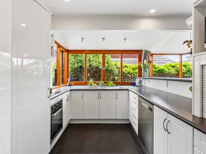 4/97 Long Drive, St Heliers