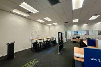 Well-located Service or Retail Space