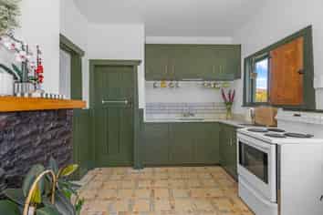 10 Chichester Street, Woolston