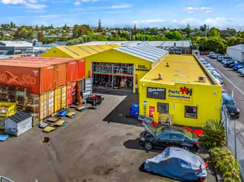 Strategic Freehold - Scale & Development Potential