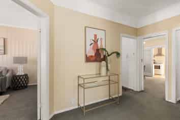 100 Yule Street, Lyall Bay