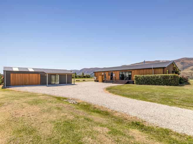 90 Willowbank Road, Queensberry