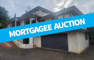 70A Carlisle Road, Browns Bay