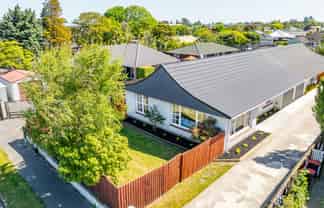 1/203 Main North Road, Redwood