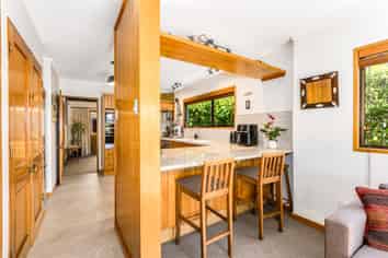 146 Breaker Bay Rd, Breaker Bay