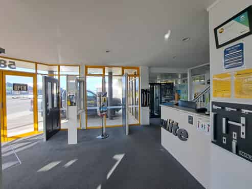 Prime Tremaine Avenue Investment