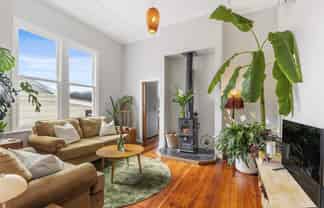 95 Te Wharepouri Street, Berhampore