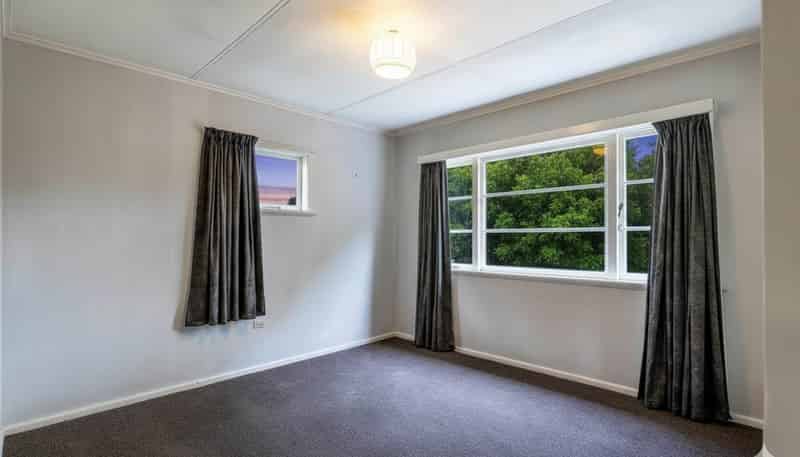 15 Fairmount Road, Titirangi