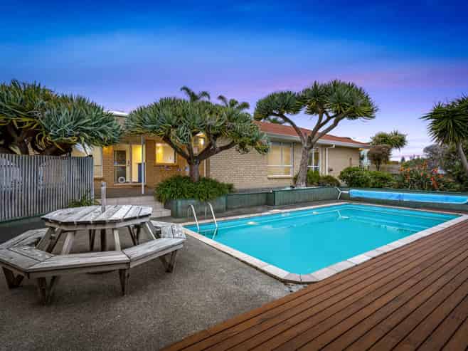 49 Regency Park Drive, Gulf Harbour