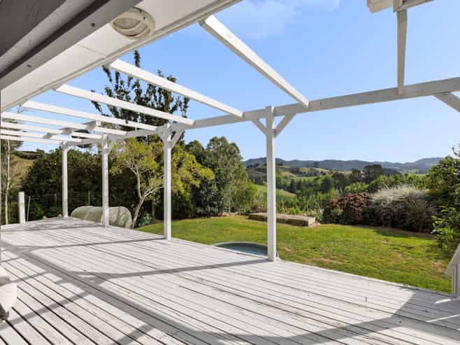 102 Kennedy Crescent, Waikino