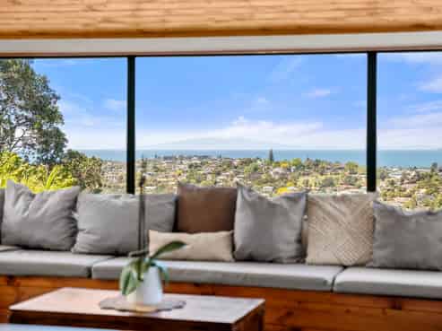 961 East Coast Road, Torbay