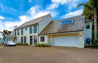 15 Tiffany Close, Totara Park