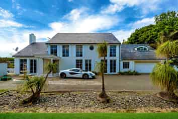 15 Tiffany Close, Totara Park