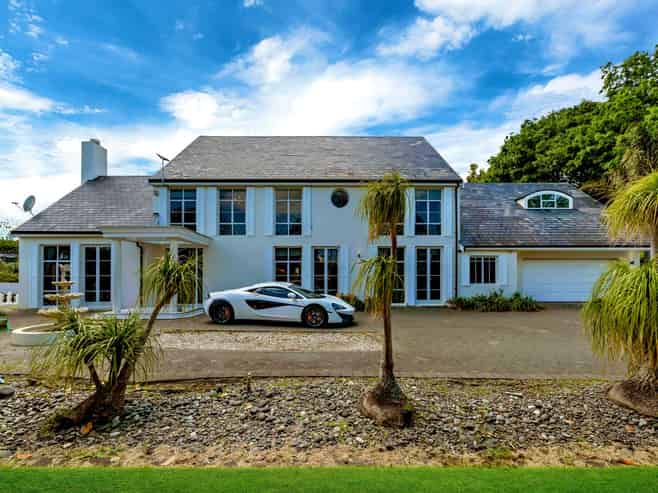 15 Tiffany Close, Totara Park