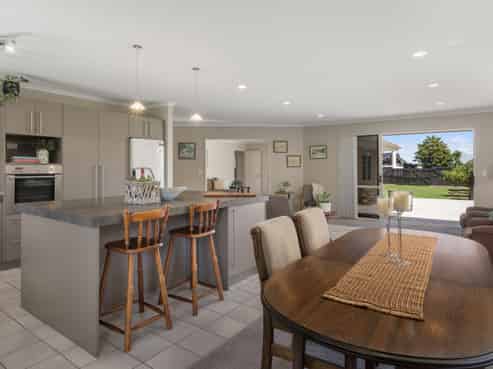 9 Crawford Drive, Thames