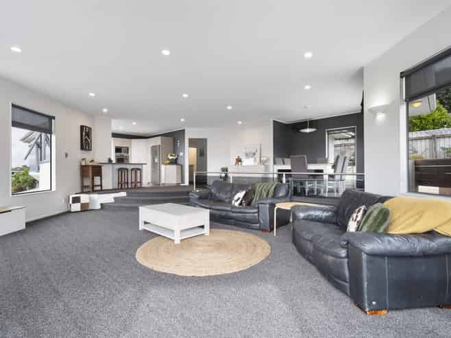 5 Cobbe Crescent, Feilding