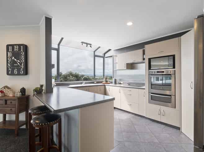 5 Cobbe Crescent, Feilding