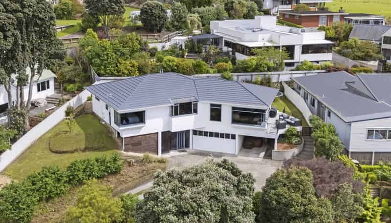 5 Cobbe Crescent, Feilding