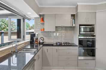 11 Harlech Glen, Bethlehem