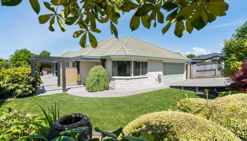 11 Harlech Glen, Bethlehem