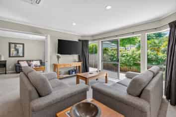 11 Harlech Glen, Bethlehem