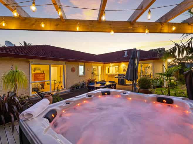 136 Kilkenny Drive, East Tamaki Heights