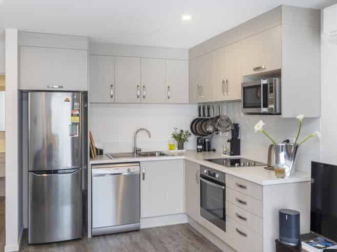 8/80 Shakespeare Road, Waltham