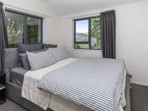 8/80 Shakespeare Road, Waltham