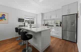 35B Holly Road, Saint Albans