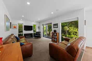 35B Holly Road, Saint Albans