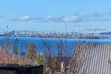 102 Wiseley Road, West Harbour