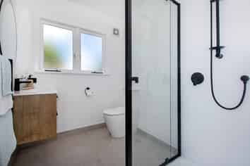 20 Tainui Street, Onerahi