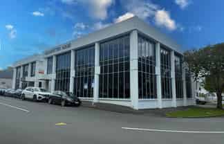 Bright and Functional Office Space – CBD Fringe